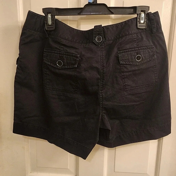 Talbots Black Classic Cargo Pocket. Size 10 - Picture 4 of 5